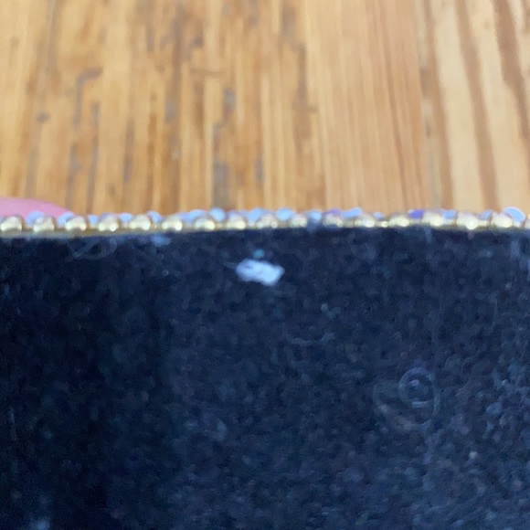 Beaded small Jewelry box - Picture 8 of 10